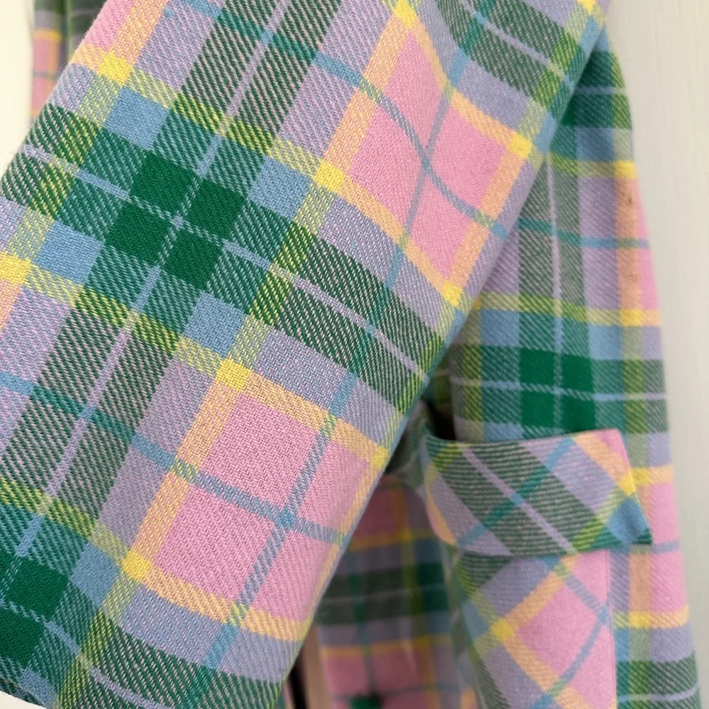 Vintage 100% wool lightweight plaid belted trench coat — truly one of a kind! - Picture 6 of 15